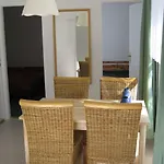 Mit Garten- Terrasse Und Grill By Interhome Quetzin